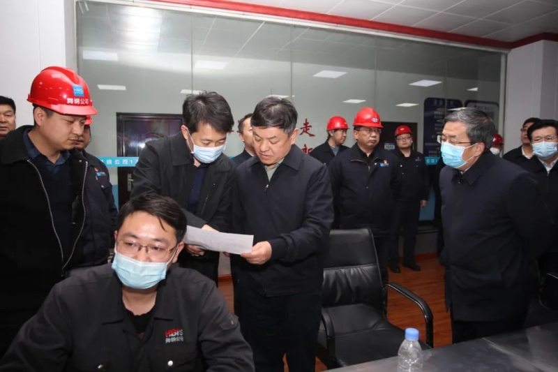 生态环境部部长黄润秋突击检查平顶山市、许昌市重点行业大气污染防治情况