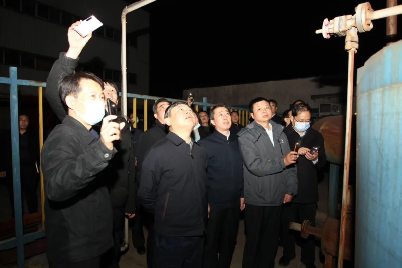 生态环境部部长黄润秋突击检查平顶山市、许昌市重点行业大气污染防治情况
