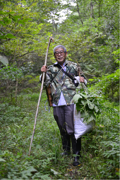 甘啟良，他写下我国第一部县级植物志