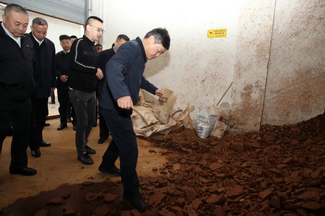 生态环境部部长黄润秋赴陕鄂豫调研南水北调中线工程水源区生态环境安全工作