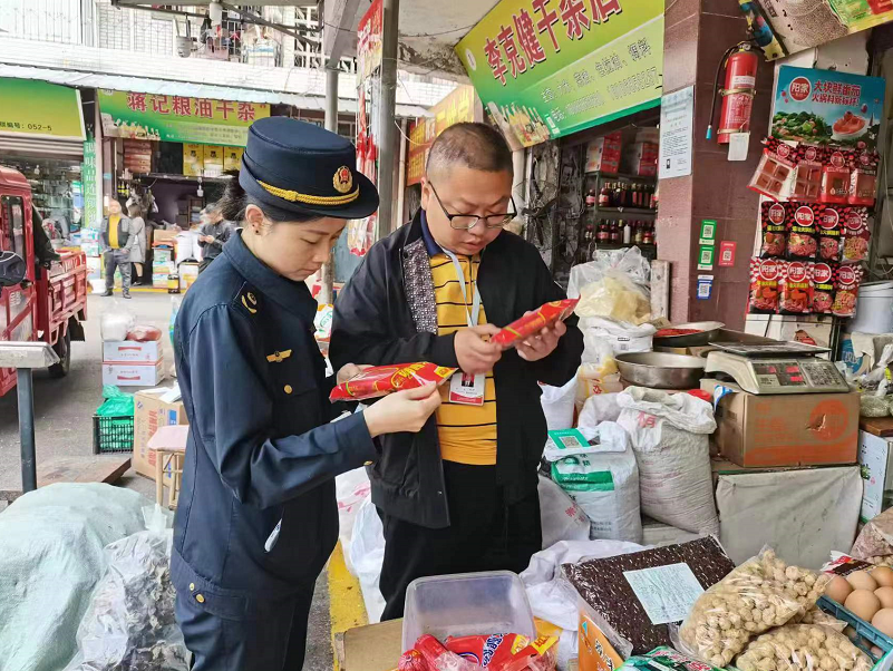 四川彭州市全力推进大运会食品安全监管工作