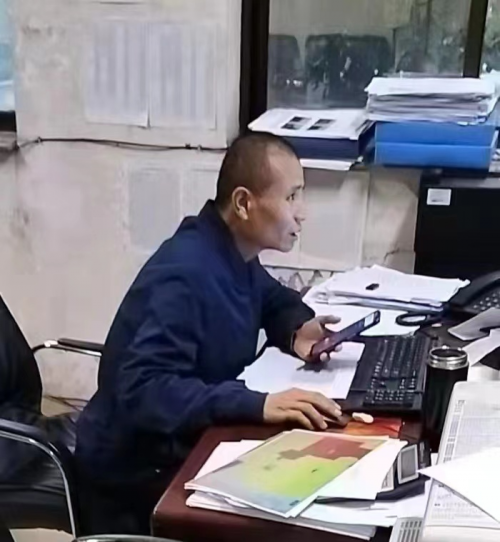 冯守锐：凡人微光熠熠生辉
