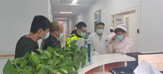 【救助基金开辟“绿色通道”】山西蒲县公安局交警大队启用救助基金为生命开辟绿色通道