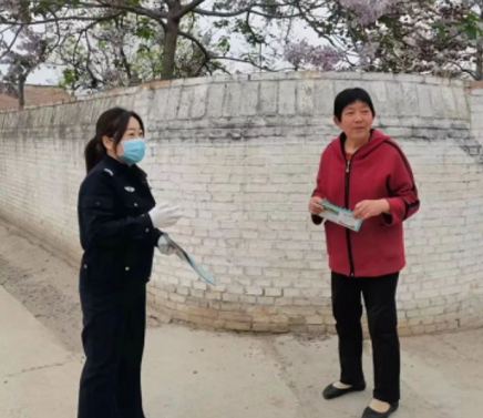 山西：【一老一小】浮山公安交警走进张庄镇辛落村加强农村“一老一小”群体交通安全宣传教育